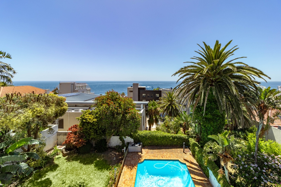 To Let 4 Bedroom Property for Rent in Bantry Bay Western Cape